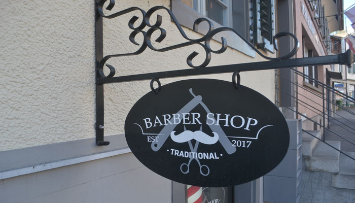 TRADITIONAL Barber Shop